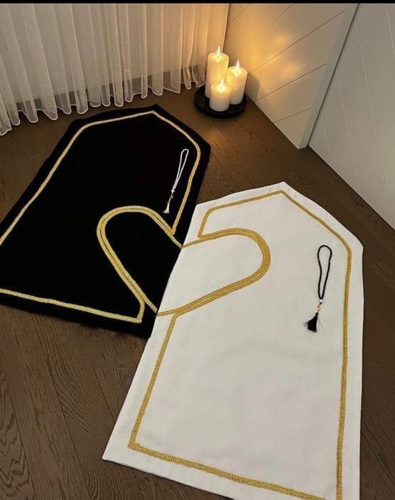 • سجادة صلاة تهادوا تحابوا - الصورة 2