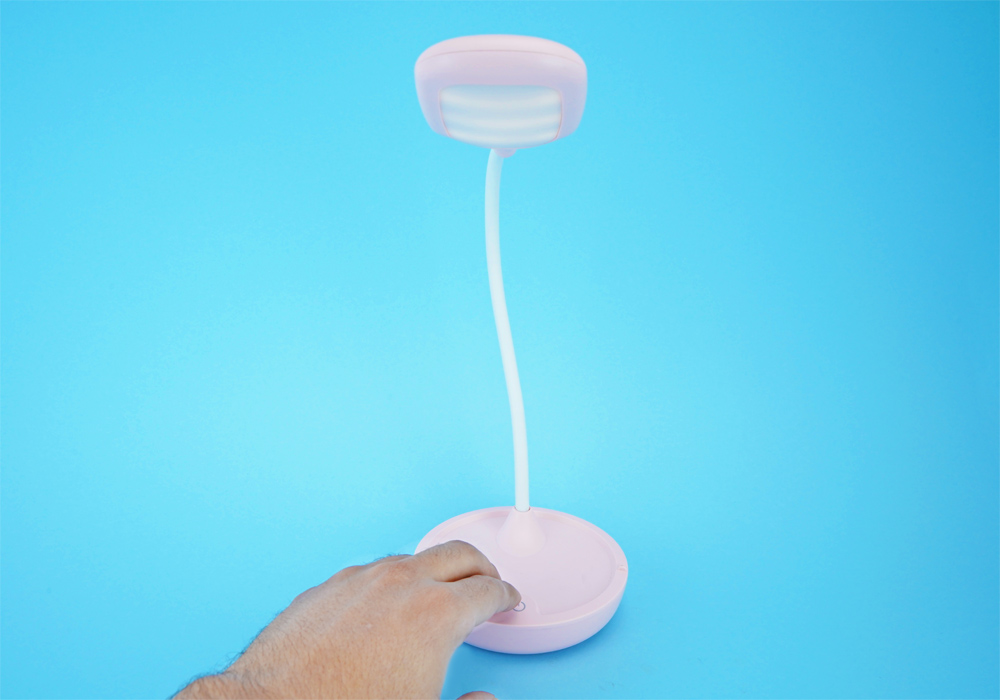 مصباح مكتب تاتش قابل للطى - الصورة 3